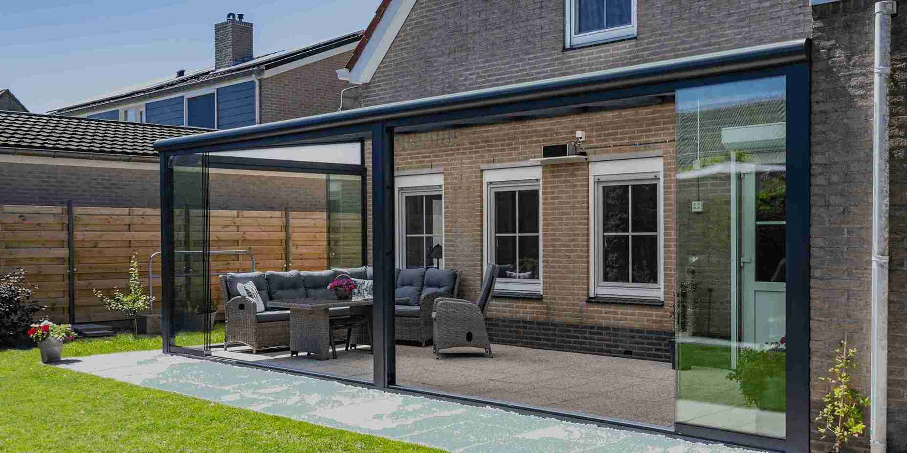 PVS-Buitenleven-Blog-verschil-tussen-een-aanbouw-en-een-uitbouw-01
