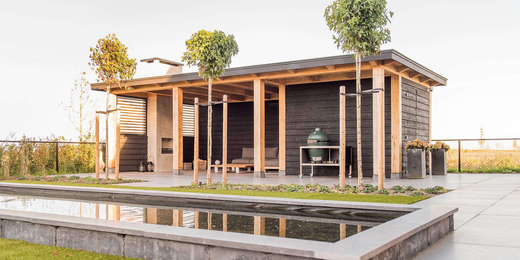 PVS-Buitenleven-Blog-verschil-tussen-een-houten-en-een-aluminium-veranda-01